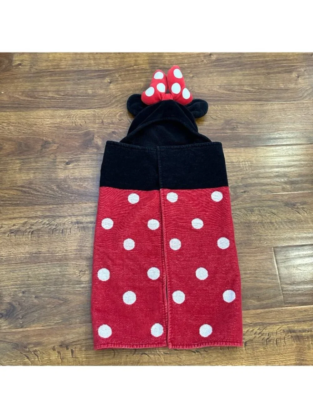 Pottery Barn Kids Disney Minnie Mouse Baby Hooded Towel
